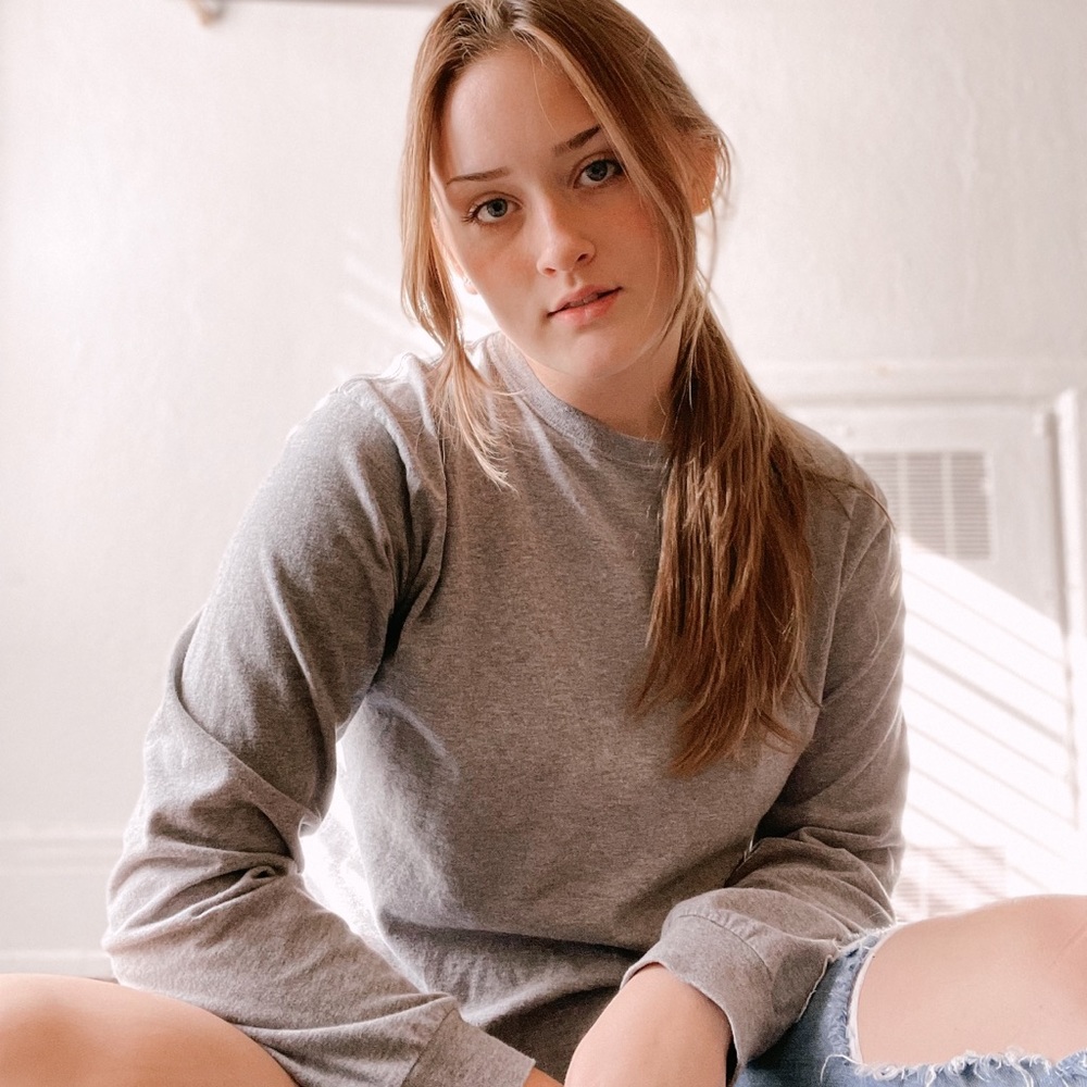 Light Grey Cropped Long Sleeved Tee